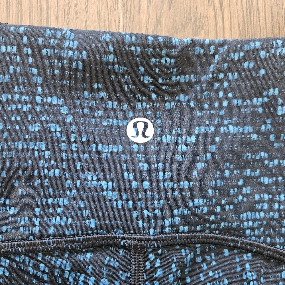 Lululemon Train Times Crop (17") Pulse Capri Black Size 4 - Picture 9 of 10